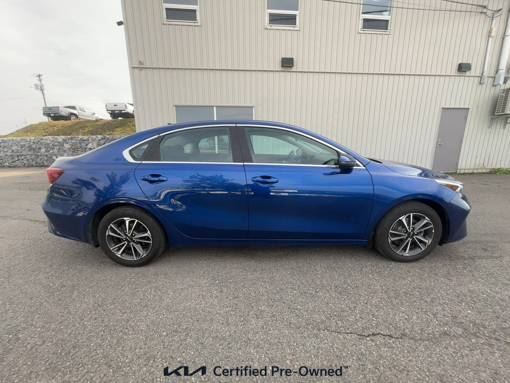 2024 Kia Forte EX IVT