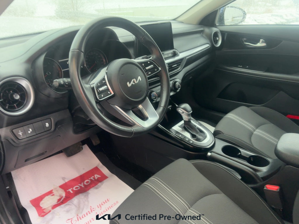 2024 Kia Forte EX IVT