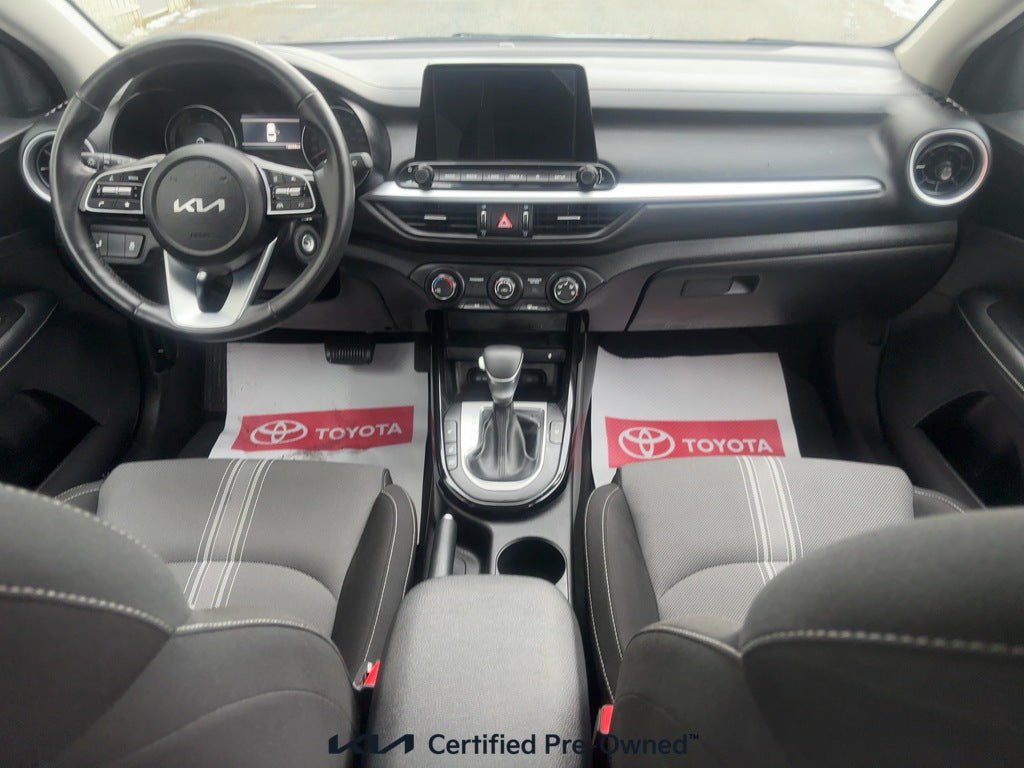 2024 Kia Forte EX IVT