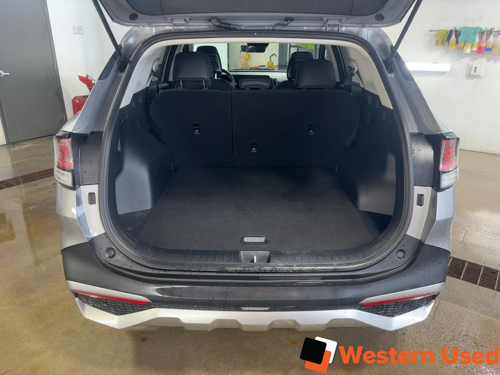 2025 Kia Sportage EX AWD