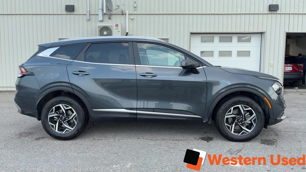 2025 Kia Sportage LX AWD