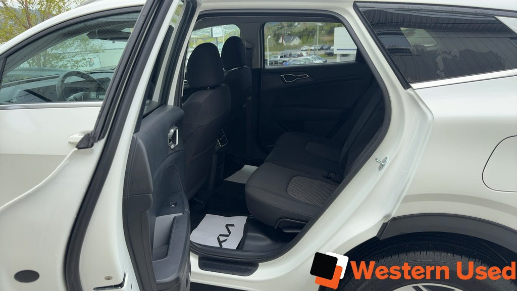 2025 Kia Sportage LX AWD